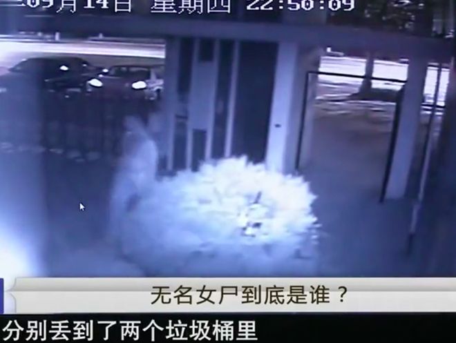 星欧平台注册:人妻主动脱衣诱惑干弟弟 在车上发生关系肉偿债务