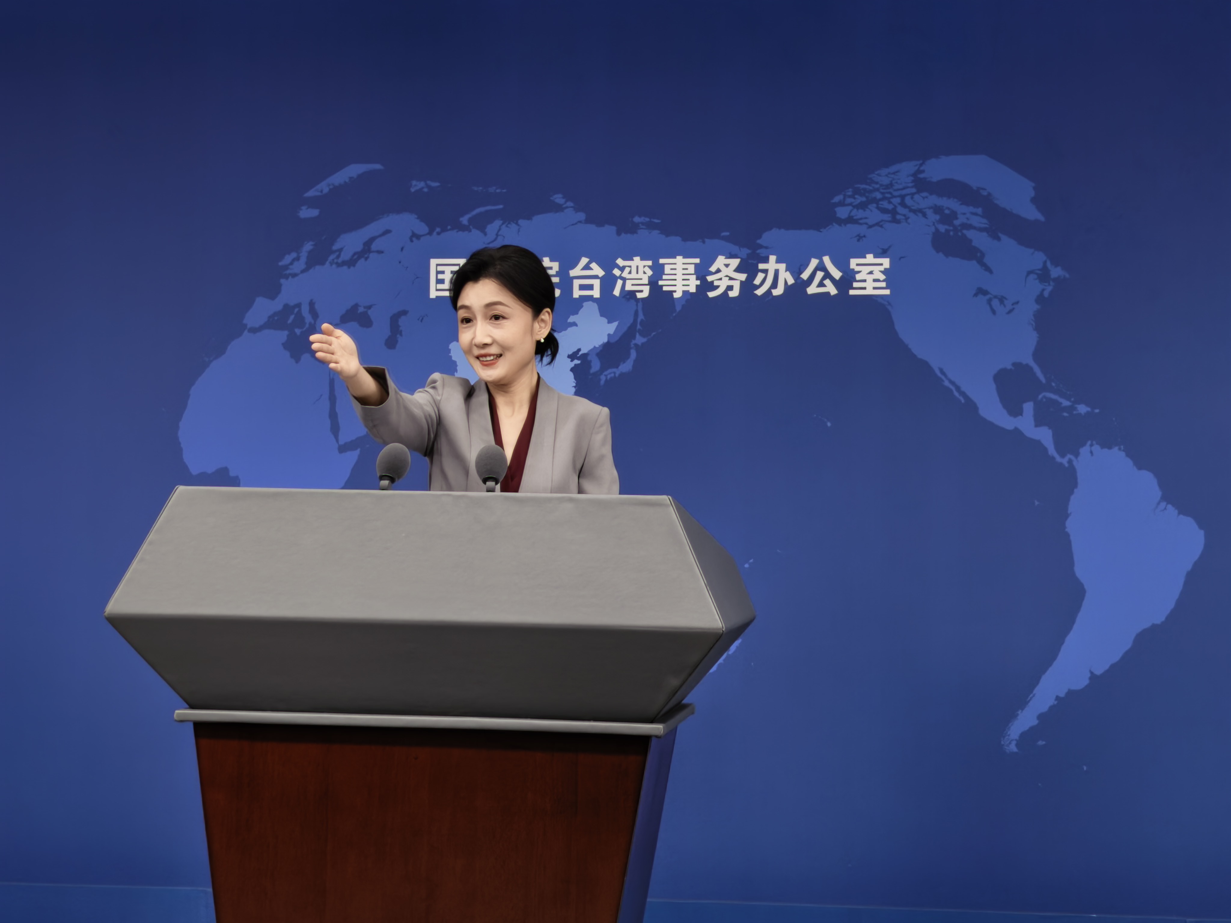 星欧平台官网：国台办：和平统一后，“台湾同胞无论在世界任何地方，都有强大祖国作为坚强后盾”